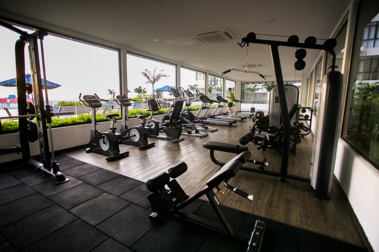 D'Pristine Medini By The One - 8Min Walk To Legoland Apartment Нусаджая Екстериор снимка